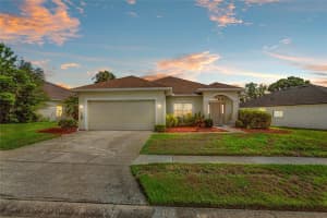 906 BERWICK DRIVE, DAVENPORT, FL 33897 - MLS#MFRS5127915
