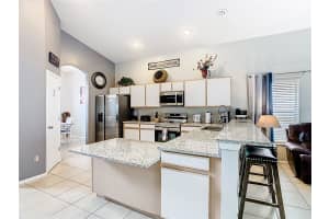 824 BLOOMINGDALE DRIVE, DAVENPORT, FL 33897 - MLS#MFRS5128124