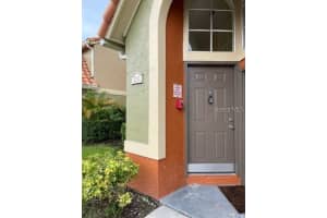 429 FOUNTAINHEAD CIRCLE, KISSIMMEE, FL 34741 Sold 07/08/25