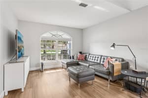 2700 PALM ISLE WAY, ORLANDO, FL 32829 Sold 09/05/25