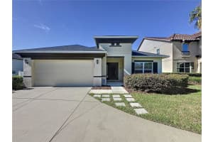 1303 Yorkshire Ct, DAVENPORT