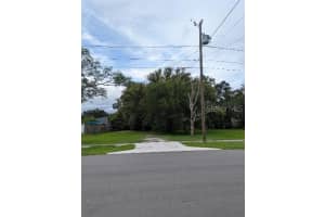 313 PINE STREET, ORLANDO, FL 32824 - MLS#MFRS5128284