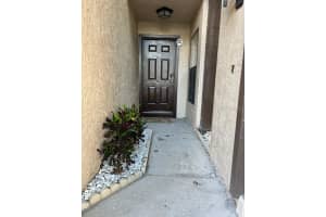 2900 SEMORAN BOULEVARD, ORLANDO, FL 32822 - MLS#MFRS5128384