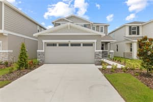 212 FLAG LILLY LANE, UMATILLA, FL 32784 Sold 11/08/25