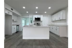 793 KENTUCKY AVENUE, UMATILLA, FL 32784 Sold 09/26/25