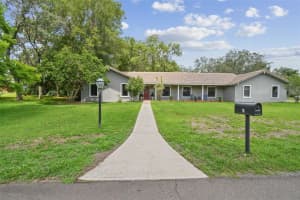 16 Pine Forest Dr, HAINES CITY