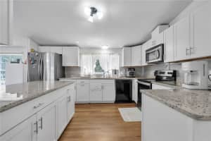 4310 PINE TREE DRIVE, ST CLOUD, FL 34772 Sold 09/18/25