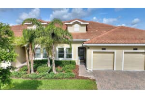 1064 Quaker Ridge Ln, DAVENPORT
