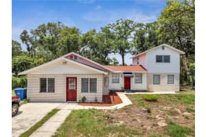 1141 W Euclid Ave, DELAND