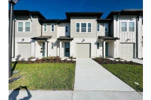 775 Longboat Dr, DAVENPORT