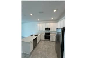 7717 STONE CREEK TRL, KISSIMMEE, FL 34747 - MLS#MFRS5128898