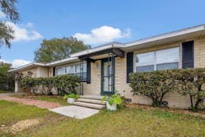306 S Park Ave, INVERNESS