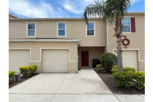 359 Arbor Lakes Dr, DAVENPORT