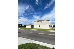 1543 CROSS PRAIRIE PARKWAY, KISSIMMEE, FL 34744 - MLS#MFRS5129197