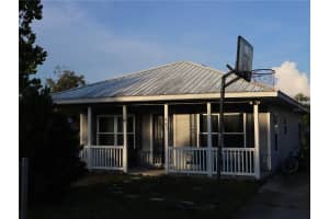 423 MIDWAY AVENUE, MASCOTTE, FL 34753 - MLS#MFRS5129198