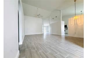 2405 QUEENSWOOD CIRCLE, KISSIMMEE, FL 34743 - MLS#MFRS5129236