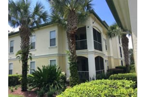 8812 Dunes Ct #3 208, KISSIMMEE