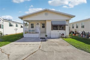 101 Citrus Ridge Dr, DAVENPORT