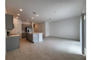 2620 PENGUIN BOULEVARD, DAVENPORT, FL 33837 - MLS#MFRS5129647