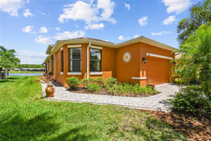 925 GRAND CANAL DR, POINCIANA, FL 34759 Sold 08/08/25