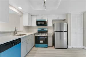 12155 PEPPERDINE PLACE, ORLANDO, FL 32826 Sold 08/01/25