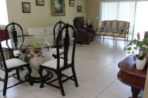 10722 CLOVER WALK DR, ORLANDO, FL 32825 - MLS#MFRS5129988