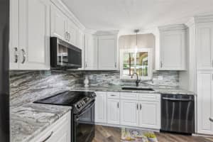 27805 LOIS DRIVE, TAVARES, FL 32778 Sold 09/18/25