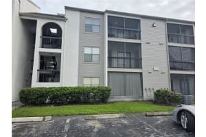 2131 CASCADES BOULEVARD, KISSIMMEE, FL 34741 Sold 08/11/25