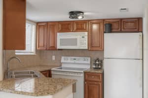 1948 LAKE ATRIUMS CIRCLE, ORLANDO, FL 32839 - MLS#MFRS5130102