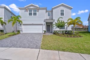 2260 Lelani Cir, DAVENPORT