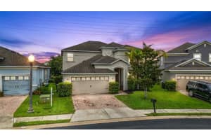 2287 Victoria Dr, DAVENPORT