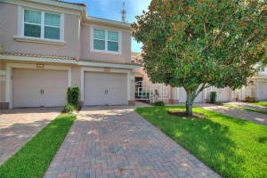 8309 BELLA VIDA CIRCLE, DAVENPORT, FL 33896 - MLS#MFRS5130189