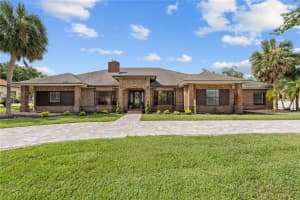 10506 Down Lakeview Cir, WINDERMERE