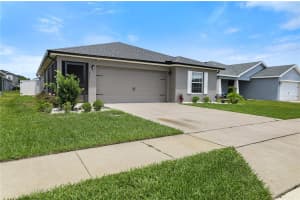 211 FOXTAIL LOOP, DAVENPORT, FL 33837 Sold 09/16/25