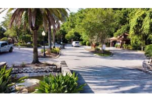 5124 CONROY ROAD, ORLANDO, FL 32811 - MLS#MFRS5130500