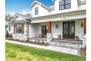 464 LONG AND WINDING ROAD, HOWEY IN THE HILLS, FL 34737 Sold 10/10/25