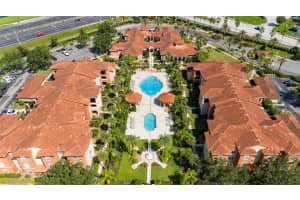 5548 Metrowest Blvd #202, ORLANDO