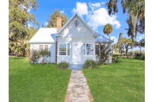 500 FOUNTAIN STREET, FRUITLAND PARK, FL 34731 Sold 09/22/25