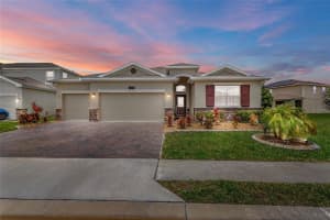 2215 CAMDEN PARK AVENUE, DAVENPORT, FL 33837 - MLS#MFRS5130902