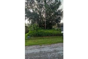 MARICOPA DR, KISSIMMEE, FL 34758 - MLS#MFRS5130912