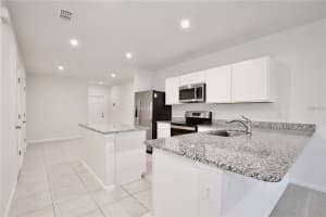 421 SEDGEWICK DRIVE, DAVENPORT, FL 33837 - MLS#MFRS5131048