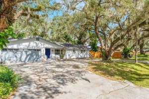 5525 ALLIGATOR LAKE ROAD, ST CLOUD, FL 34772 Sold 11/10/25