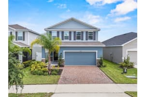 1727 Oceania Ave, DAVENPORT