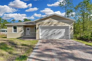 1341 East Pkwy, DELAND