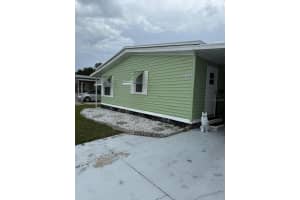 1798 Fox Hill Dr, LAKELAND
