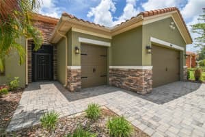448 FOUNTAIN VALLEY LN, POINCIANA, FL 34759 Sold 10/16/25