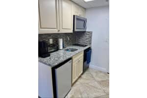 6165 CARRIER DRIVE, ORLANDO, FL 32819 - MLS#MFRS5131289