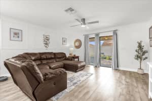 591 SIESTA KEY AVENUE, TAVARES, FL 32778 - MLS#MFRS5131467