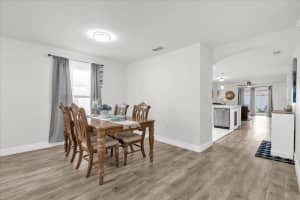 591 SIESTA KEY AVENUE, TAVARES, FL 32778 - MLS#MFRS5131467