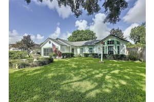 180 Sunridge Woods Ct, DAVENPORT